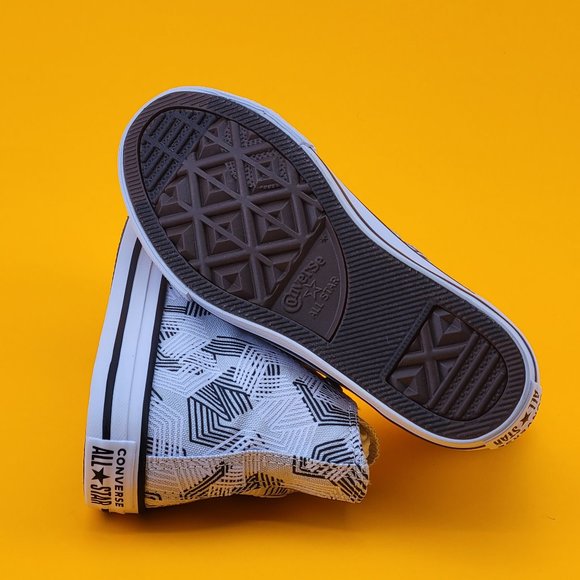 Converse  Chuck Taylor All Star  High  Unisex  363075F Size 13 Youth - Picture 5 of 10